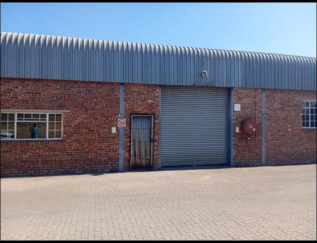 420M² WAREHOUSE TO LET IN ROCKY DRIFT